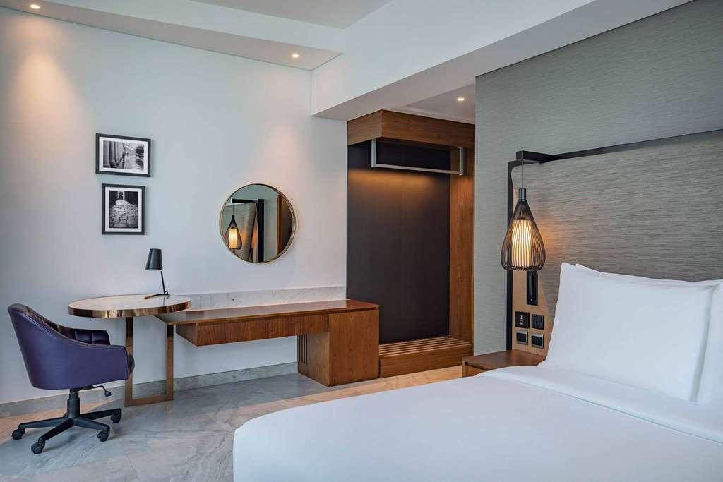 The First Collection Dubai Waterfront Hotel Стая снимка